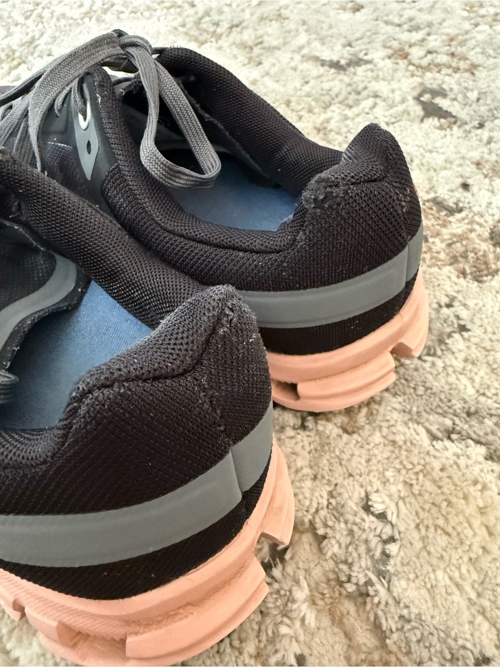 On Running Women's Black and Pink Cloud Sneakers with Gray Accents - Picture 2 of 5